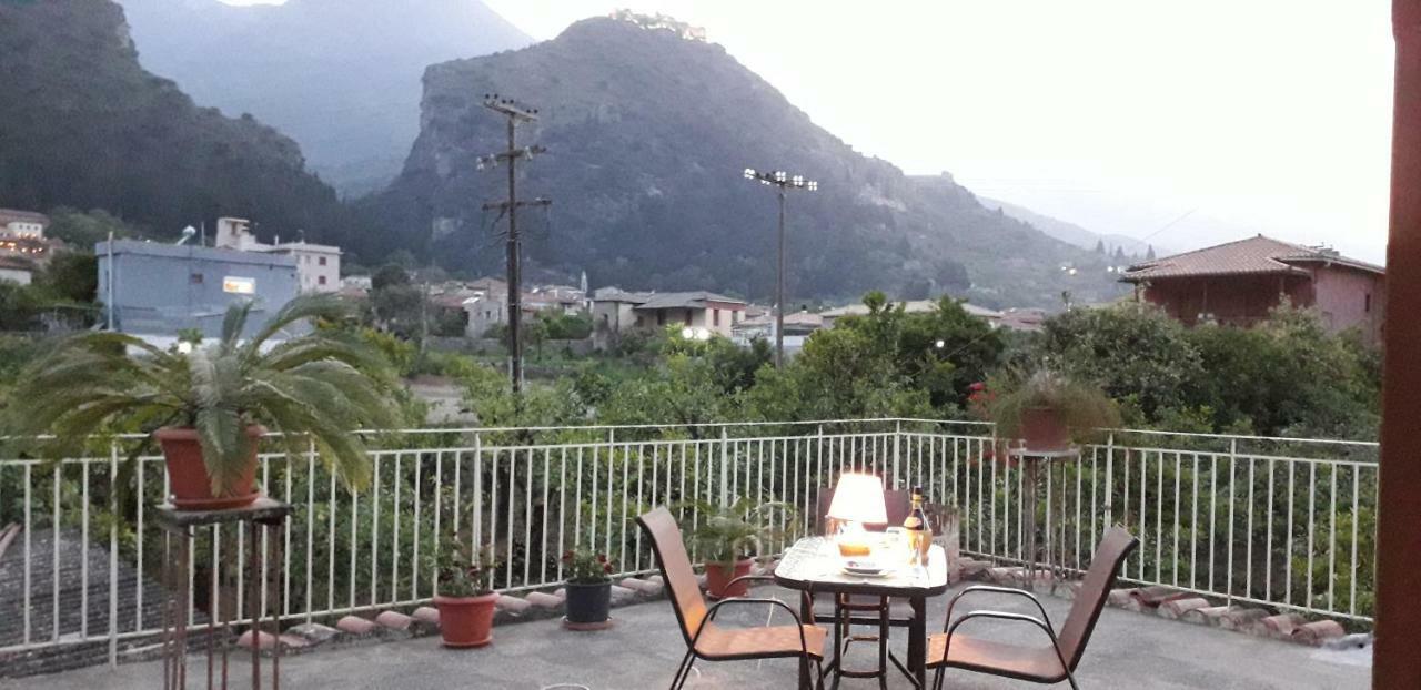 Art Flowers And Culture Mystras Exterior photo