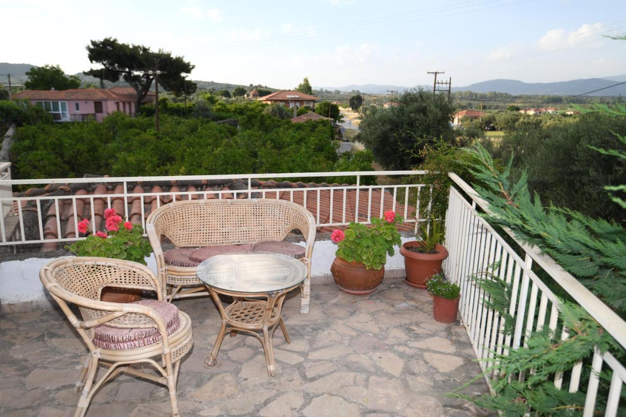 Art Flowers And Culture Mystras Exterior photo