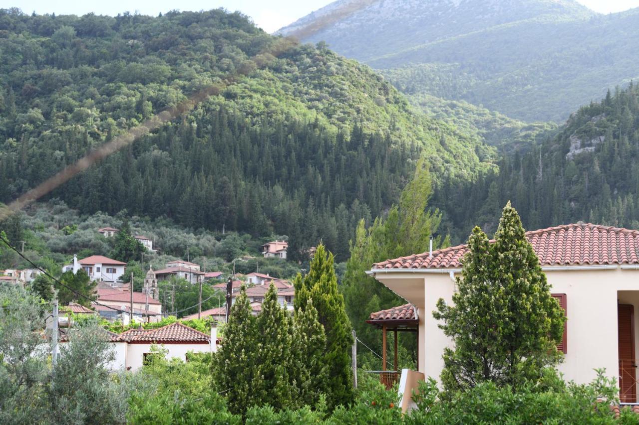 Art Flowers And Culture Mystras Exterior photo